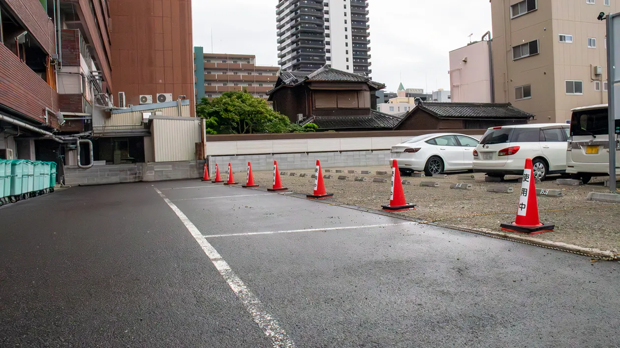 平面駐車場2