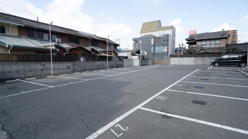 平面駐車場1